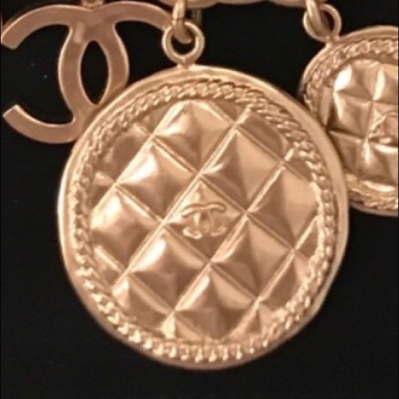 Chanel charm bracelet – Les Merveilles De Babellou Chanel charm bracelet